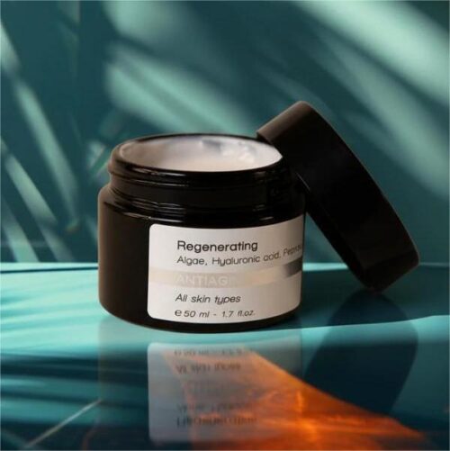 Regenerating Cream - atkuriamojo ir jauninamojo poveikio kremas